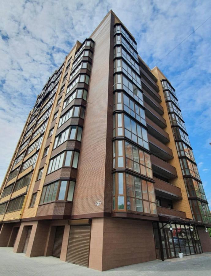 2К Шикарний Люкс! Apartment Khmelʼnytsʼkyy Bagian luar foto